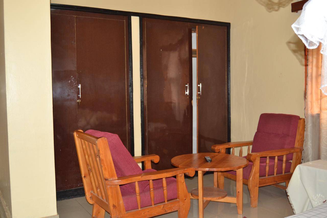 Happiness Star Motel Butare Екстериор снимка