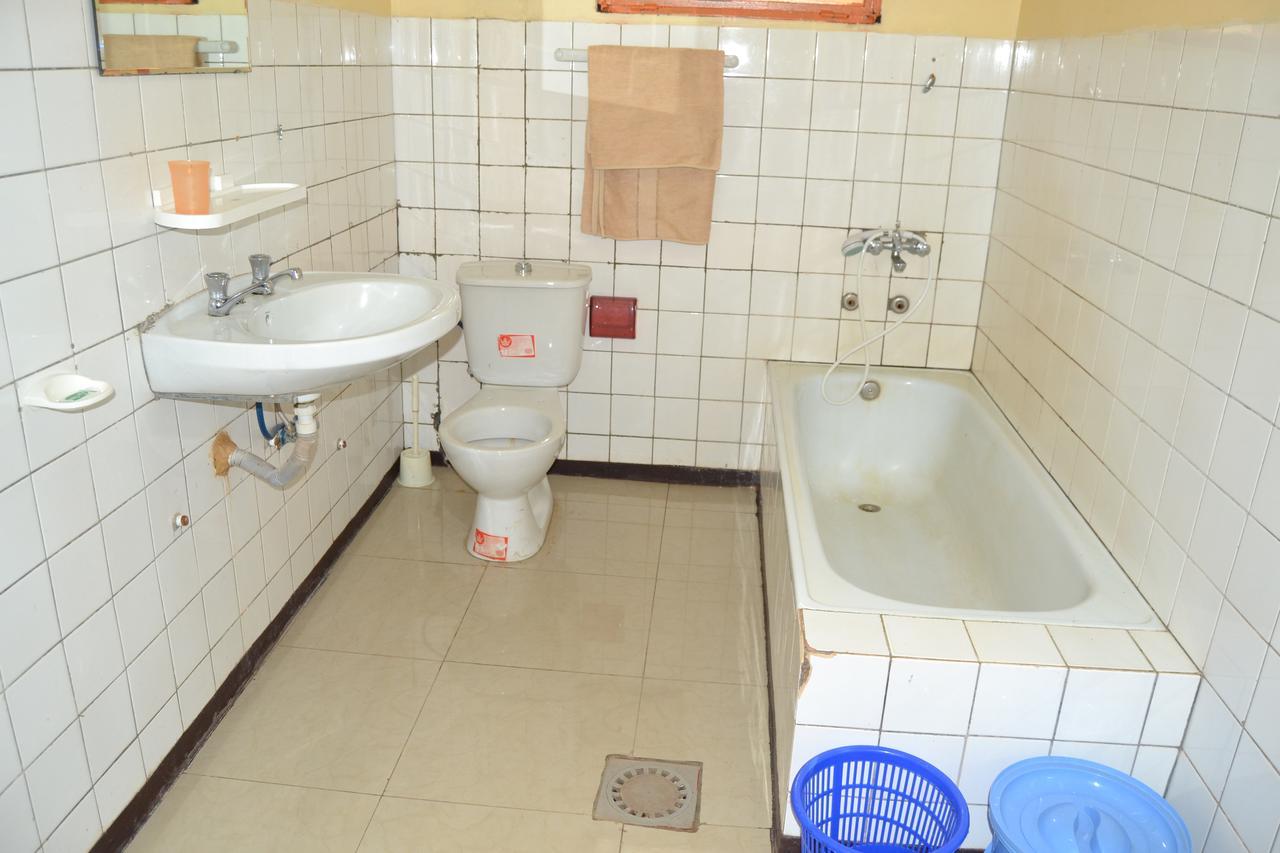 Happiness Star Motel Butare Екстериор снимка